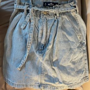 2/30$ Hollister Skirt! size 11